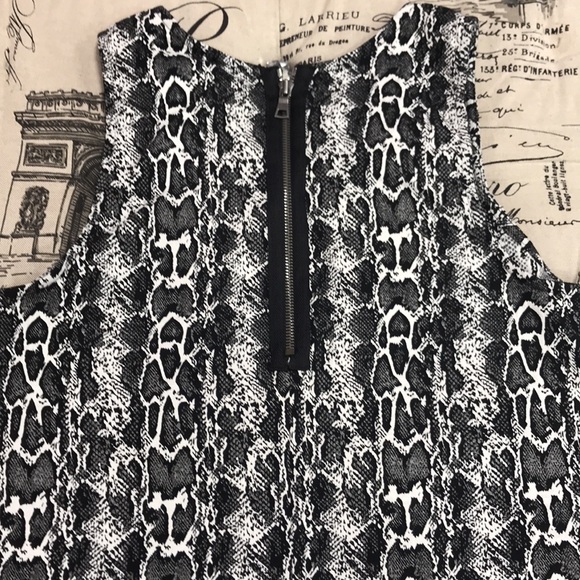 Karen Kane Sleeveless Snake Printed A-Line Dress - Picture 8 of 8